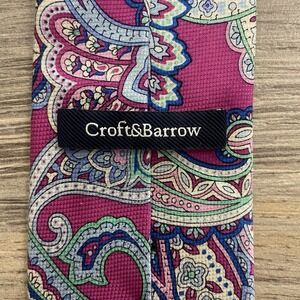 Croft & Barrow Men's 100% Silk Tie‎ Pink Blue Paisley